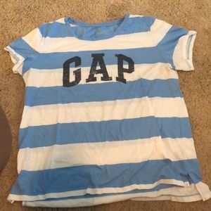 Gap T-shirt